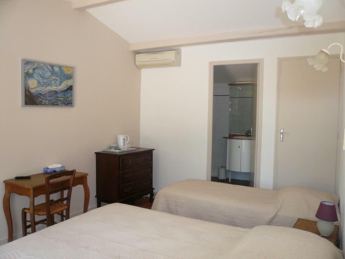Chambres D'Hotes De La Gardy Eyragues ภายนอก รูปภาพ